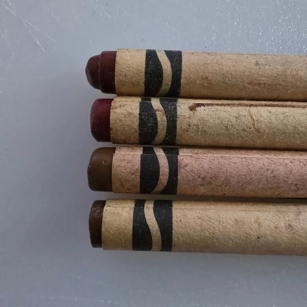 Crayola Vintage Brown Burnt Raw Sienna Chestnut Earth Tone Wax Crayons Set 4pc